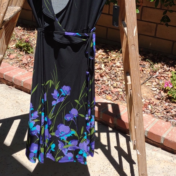 NWT Apt 9 Faux Wrap Dress Jersey Floral Print S - Picture 3 of 8